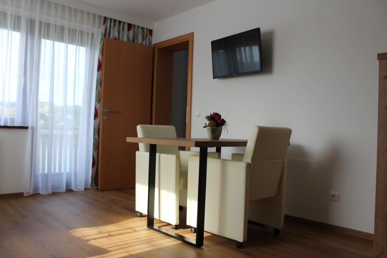 Gasthof S'Schatzkastl Ardagger Markt Dış mekan fotoğraf