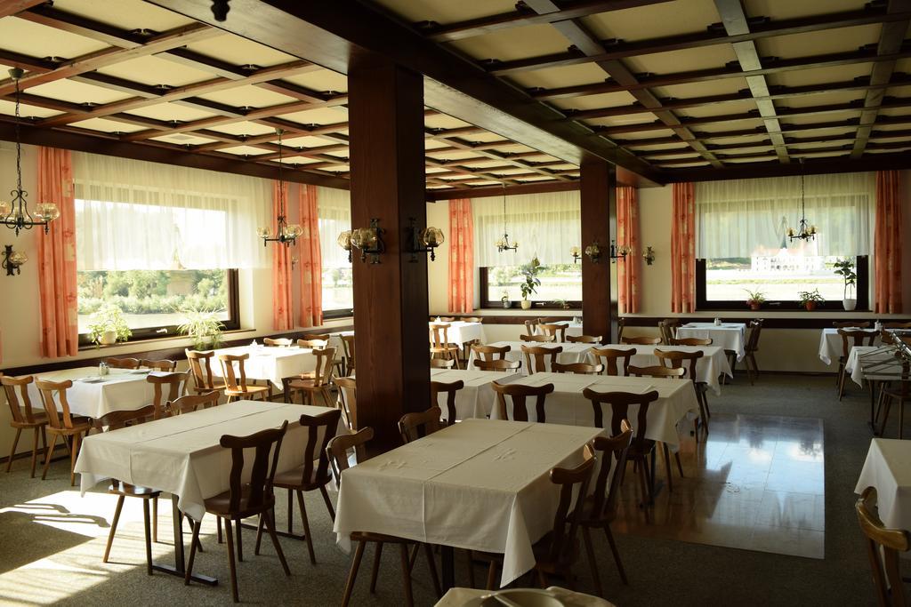 Gasthof S'Schatzkastl Ardagger Markt Dış mekan fotoğraf