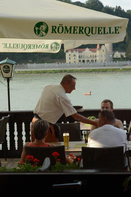 Gasthof S'Schatzkastl Ardagger Markt Dış mekan fotoğraf