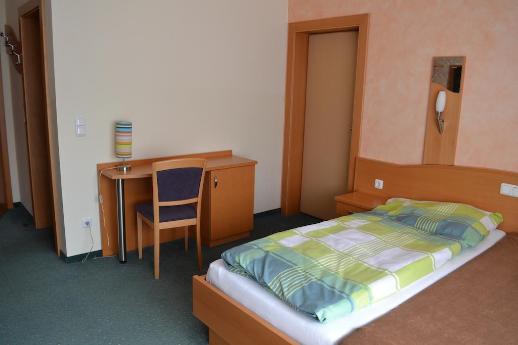 Gasthof S'Schatzkastl Ardagger Markt Oda fotoğraf